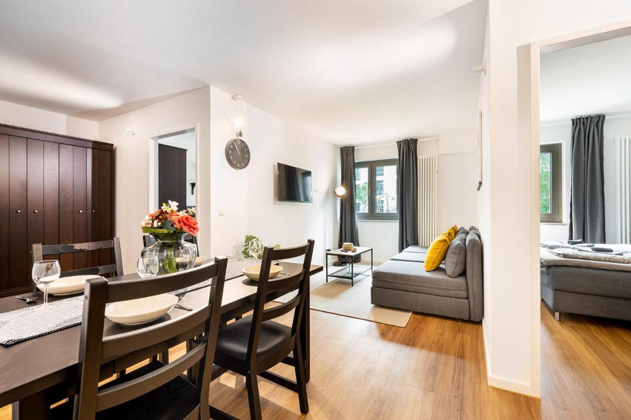 Urban With 2 Bedrooms München