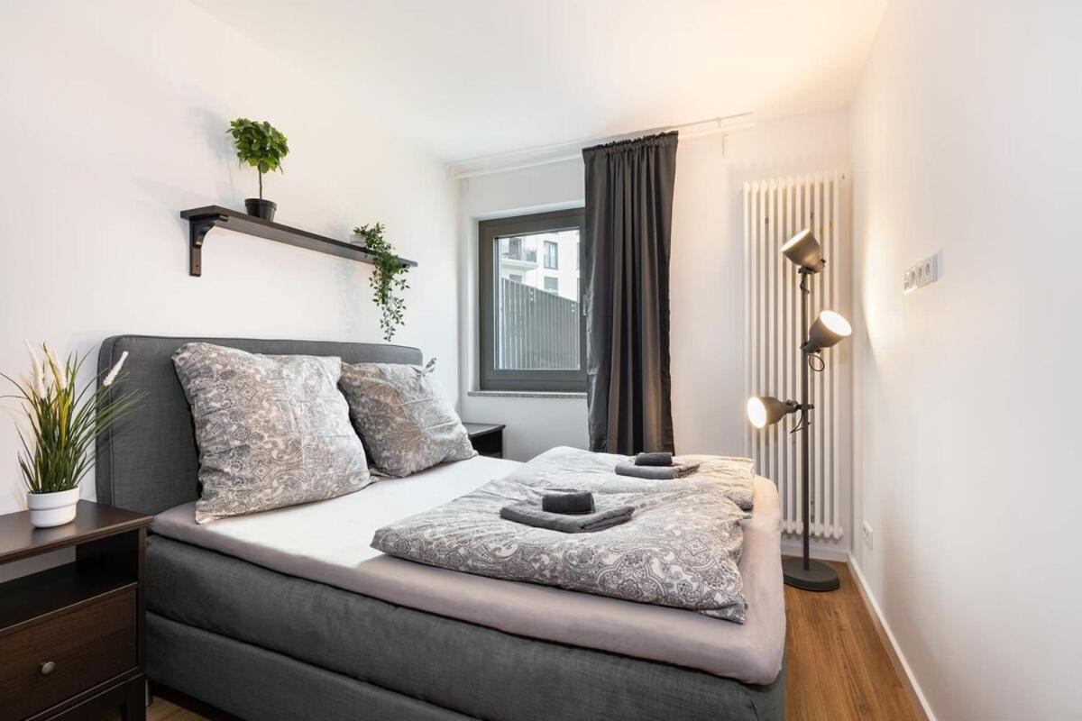 Urban With 2 Bedrooms